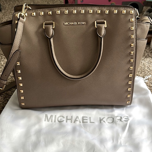 Michael Kors Bags Michael Kors Studded Pocketbook Poshmark